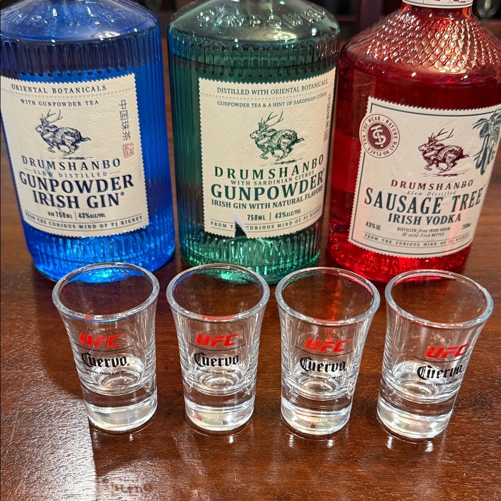 UFC CUERVO 4x shot glasses bundle